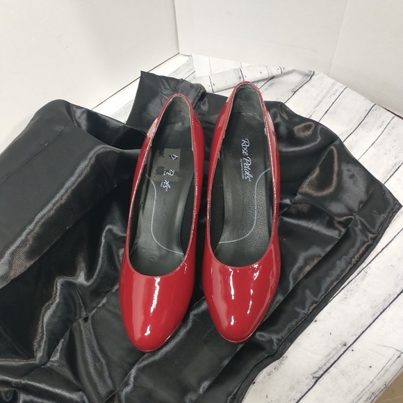Rose Petals Woman's SZ 12W by Walking Cradles Cap Toe Red Heels Patent Leather - Picture 12 of 13